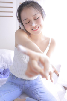 青田典子